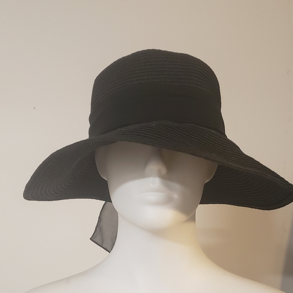 Woman Beach Sun Hat - Picture 3 of 7